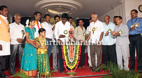 ಟೈಲರ್ಸ್‌ ಬೇಡಿಕೆಗಳ ಕುರಿತು ಅಧಿವೇಶನದಲ್ಲಿ ಪ್ರಸ್ತಾಪ : ಟೈಲರ್ಸ್‌ ಸಮಾವೇಶದಲ್ಲಿ ಕೋಟ ಶ್ರೀನಿವಾಸ ಪೂಜಾರಿ